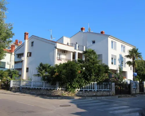 Rooms and Apartments Sally Hotels near Balbi Arch