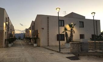 Marina Holiday & Spa
