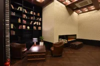 Hotel March
