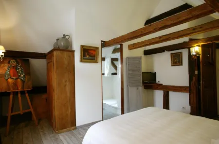 Chambres d'Hôtes la Stoob Strasbourg Sud Отели в г. Илькирш-Граффенштаден