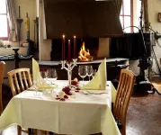 Zur Alten Schmiede Hotels in WeiBenfels