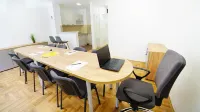 Novel Inn Отели в г. Surcin