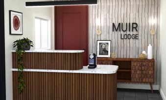 Muir Lodge Motel