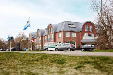 Van der Valk Texel - de Koog Отели в г. Huisduinen