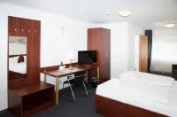 Hotel Sonne Hotels in Kampfelbach