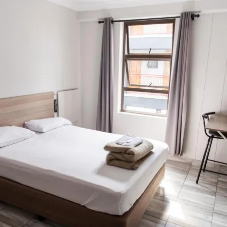 Ecomotel O.R.Tambo Отели рядом с достопримечательностью «Императорский дворец»