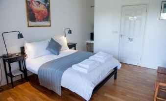 Cowbridge Cabins