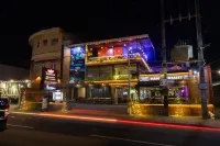 Beach Corridor Hotel & Spa with Free Airport Shuttle Hotels in Negombo