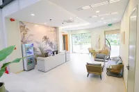 Glamour Boutique Hotels in My Hai