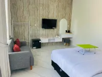 Urbanview Hotel Nimara Ngawi by RedDoorz Hotels in Ngawi Regency