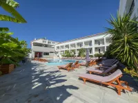 Mojo Hotel Laganas Zante - parcheggio