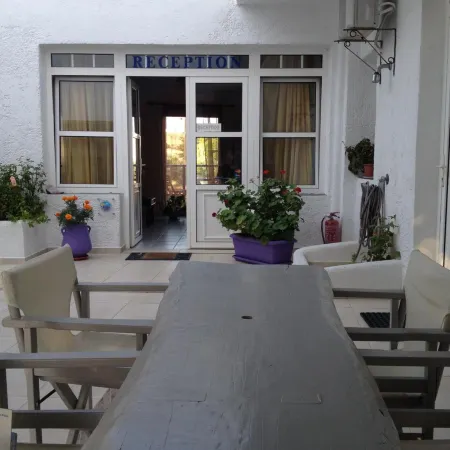 Giannoulis Hotel