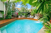 Mantra on the Inlet Port Douglas Hotels in Port Douglas
