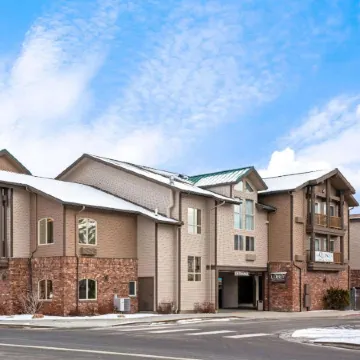 Sandpoint Hotel & Suites Downtown