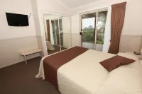 Lakesea Park Hotels in Kioloa