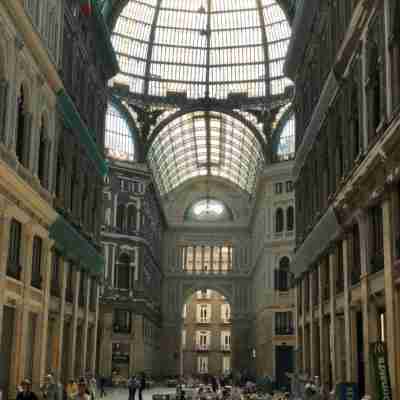 Caruso Place Boutique & Wellness Suites Dining/Meeting Rooms