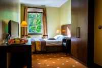 Hotel Nowy Dwór Elizy Blisko Sky Bridge Hotels in Stronie SlAskie