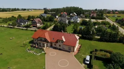 Agro Nad Stawem Hotels in Картузи