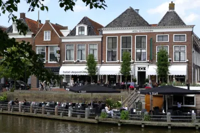Hotel Café Restaurant de Posthoorn Hotels near Lighthouse