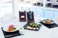 Crystal Villas & Suites - breakfast