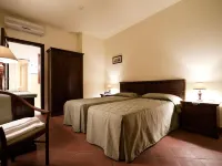 La Terra Del Mezzo Hotels in Riposto