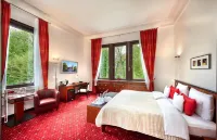 Villa Boutique Hotel Hotels near Lidl
