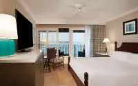 Pier House Resort & Spa