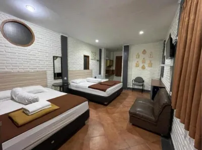 Bantal Guling Villa Hotel a 