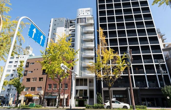 ZONE SHINSAIBASHI WEST