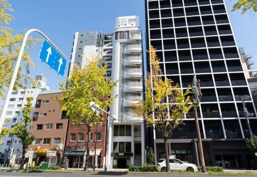 존 신사이바시 웨스트