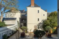 Les Trésorières Hotel a Tours City Center