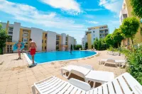 Crown Fort Club - Beach