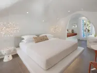Naxos Cave Suites Hotels in Stelida