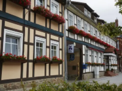 Flair Hotel Deutsches Haus Hotels in Arendsee