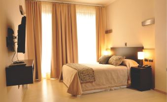 San Martin Plaza Hotel