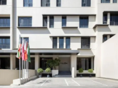 เดอะโค้ดเรซิเดนซ์ โรงแรมในSalmiya