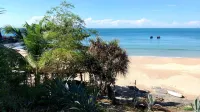Cashewnut Tree Resort - Bãi biển