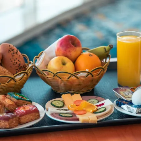 Taj Park Hotel Отели рядом с достопримечательностью «Мечеть E Taneem»