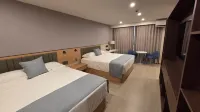 Plaza Court Hotel
