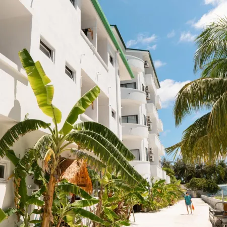 Dhiffushi Inn
