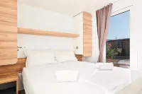 Camping Park Umag Mobile Homes - شرفة