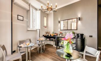 Piccola Navona Roof Garden