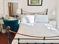 Derrin Guest House Hotels in Larne