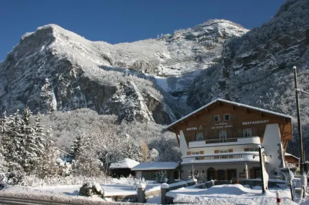Le Relais du Mont Blanc Отели в г. Сьонзье