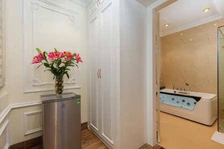 Cam Binh Hotel Отели рядом с достопримечательностью «Yoko Onsen Quang Hanh»