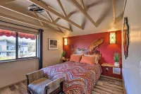 Wine Country Retreat in Cornville: Hot Tub & View
