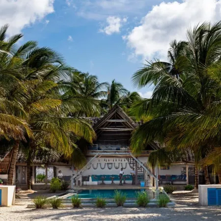 Nur Beach Hotel