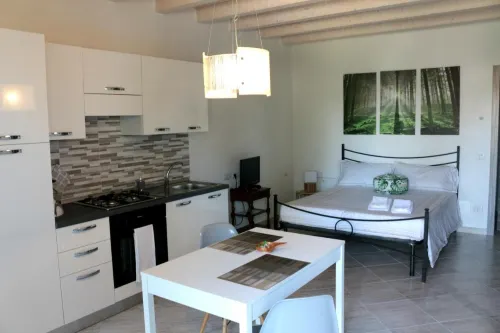 Paradeisos Residence Sas Hotels in Borgo Ticino