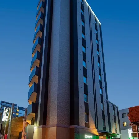 Hotel Reference Hakata Reisen Отели рядом с достопримечательностью «Кусида Дзиндзя»