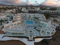Lani's Suites de Luxe - Adults Only